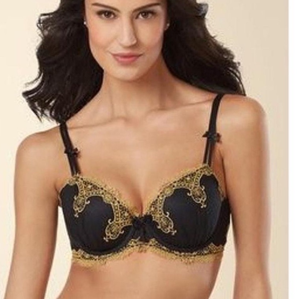 Soma Limited Edition Decadence Full Coverage bra . Black with gold trim 40DD